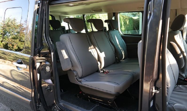 Poland: Coaches rental in Ł&oacute;dź in Ł&oacute;dź and Pabianice